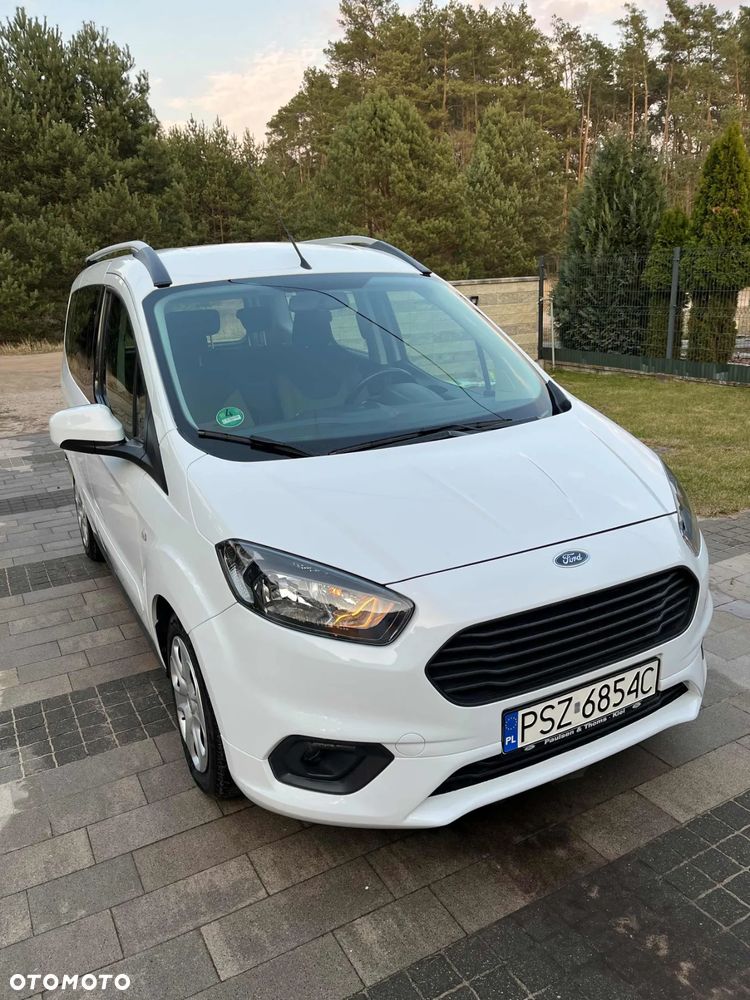 Ford Tourneo Courier 1.5 TDCi Trend - 20
