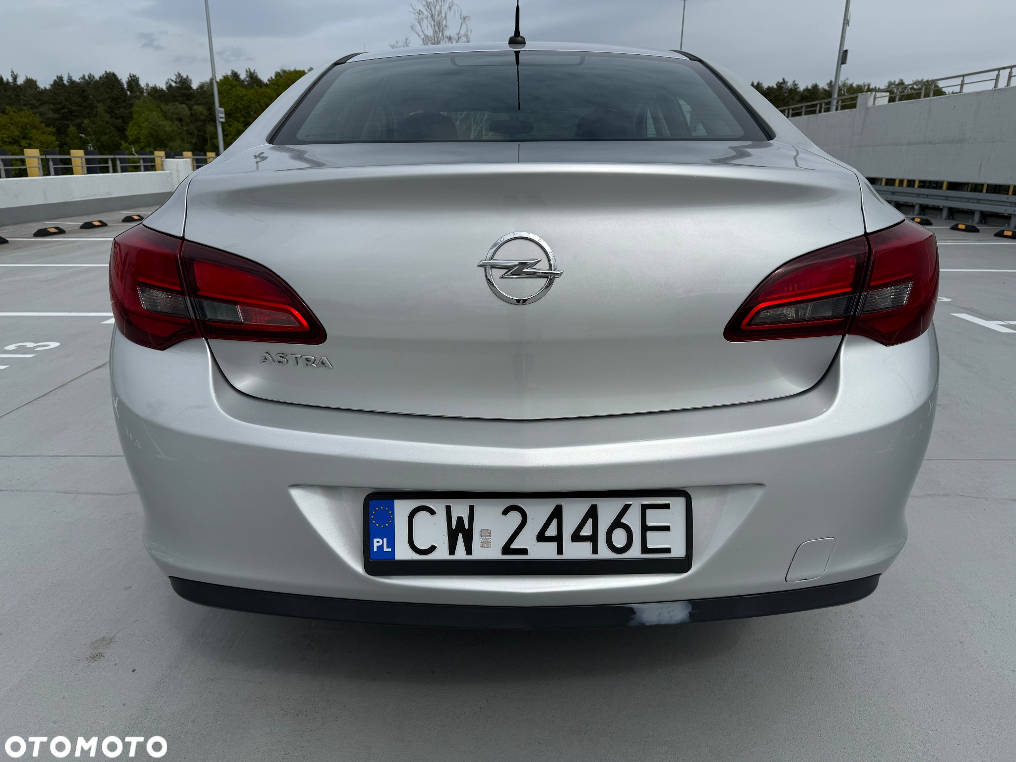 Opel Astra IV 1.6 Essentia - 8