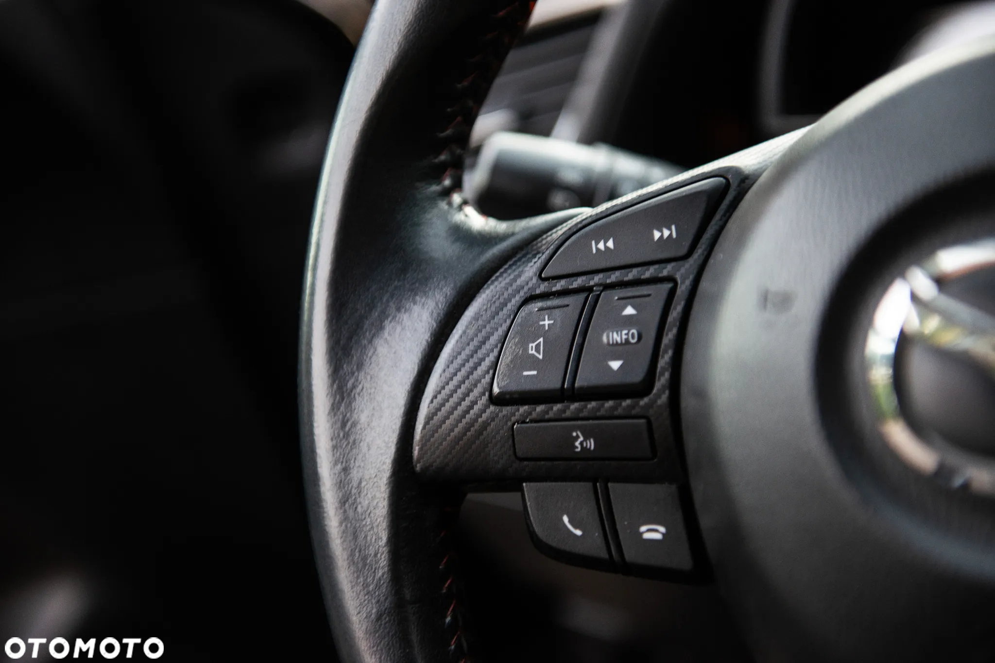 Mazda 3 SKYACTIV-G 120 Exclusive-Line - 37