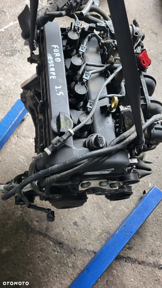 Ford escape maveric  2.5 benzyna silnik kompletny - 3