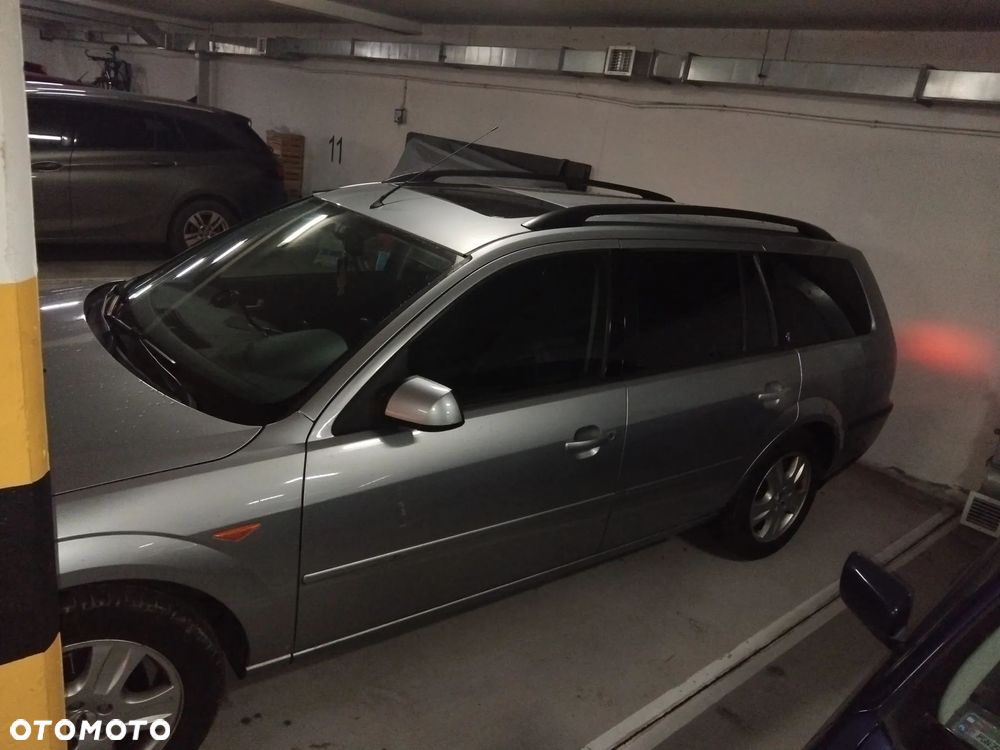 Ford Mondeo 2.0 Ghia - 5