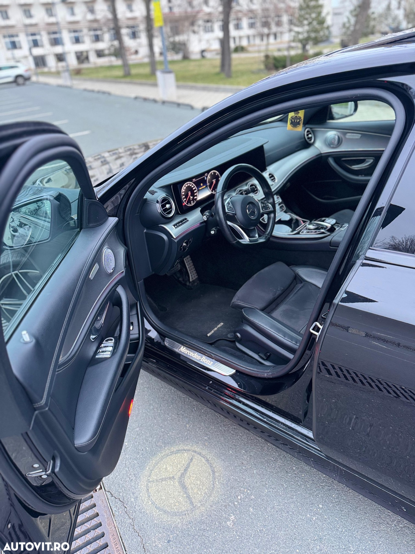 Mercedes-Benz E - 4