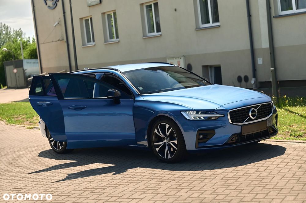 Volvo V60 D4 AWD Geartronic R-Design - 26