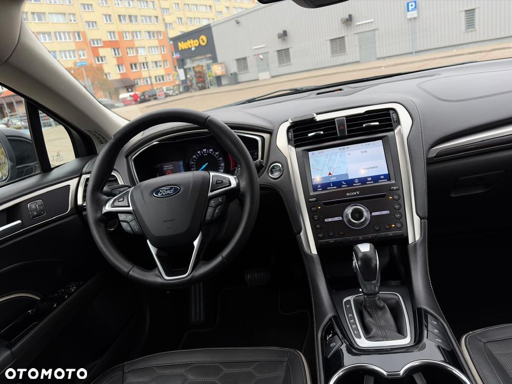 Ford Mondeo 2.0 Hybrid Vignale - 21