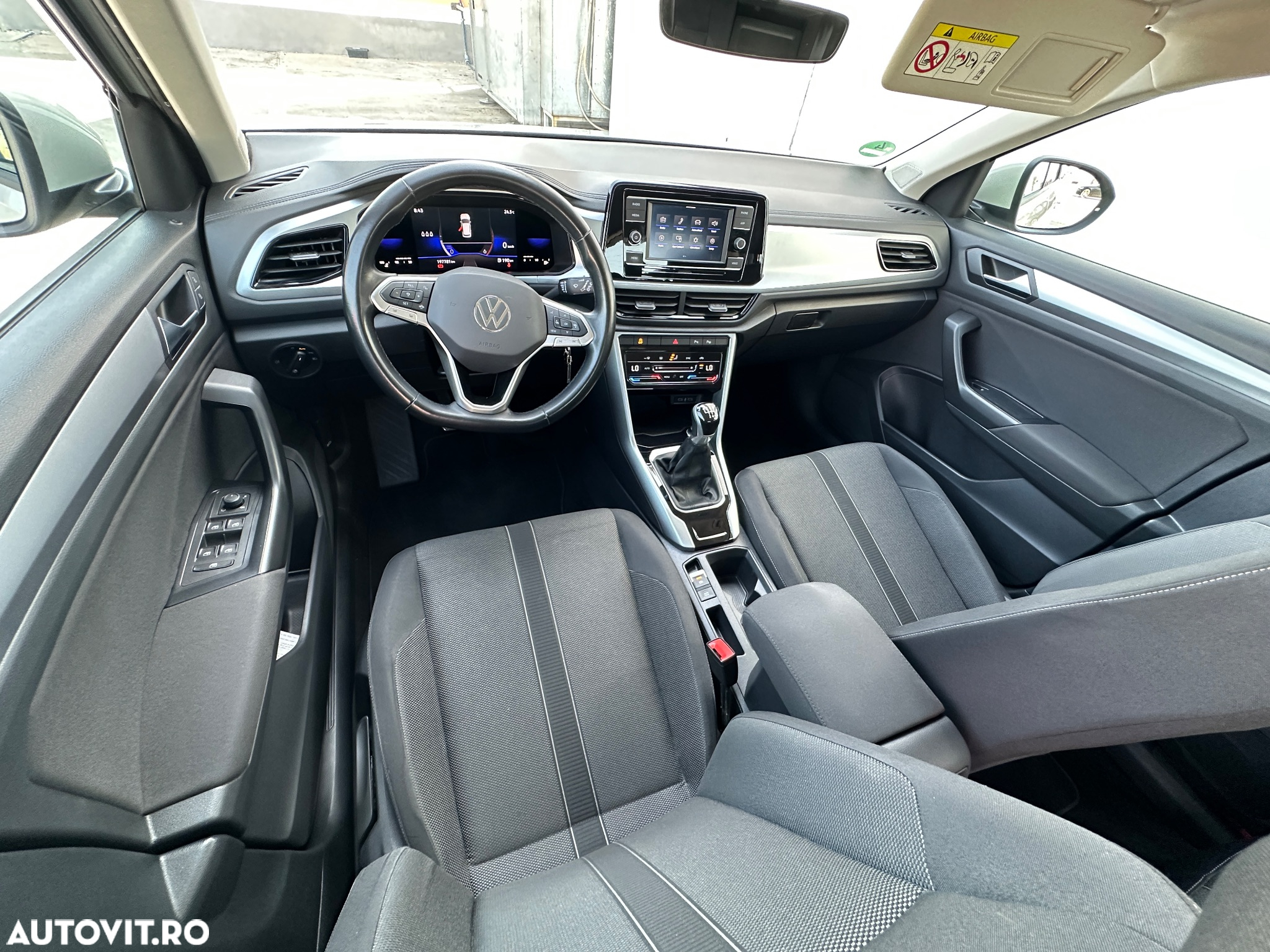 Volkswagen T-ROC 2.0 TDI SCR Style - 9