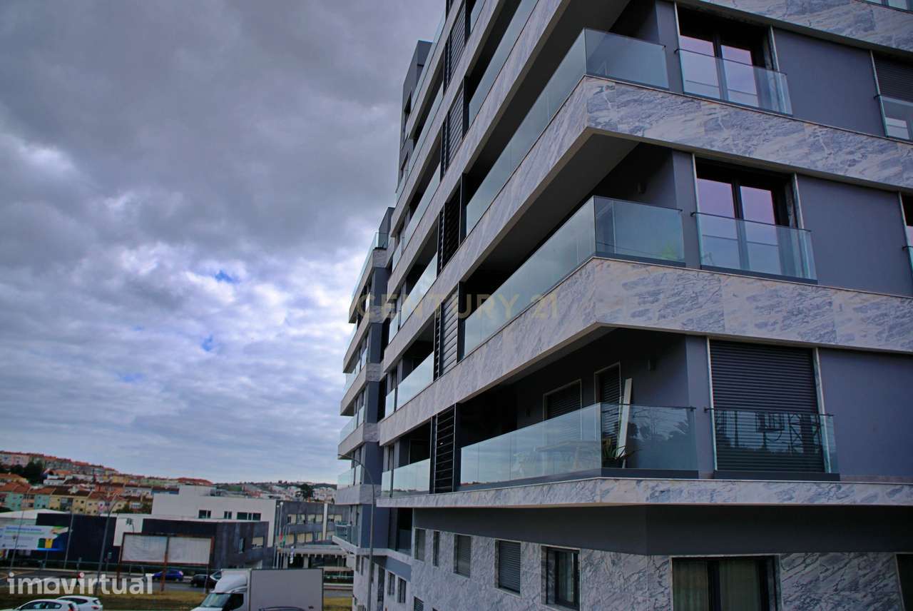 Oportunidade De Investimento Terreno Centro Amadora  com projeto aprov - Grande imagem: 3/13