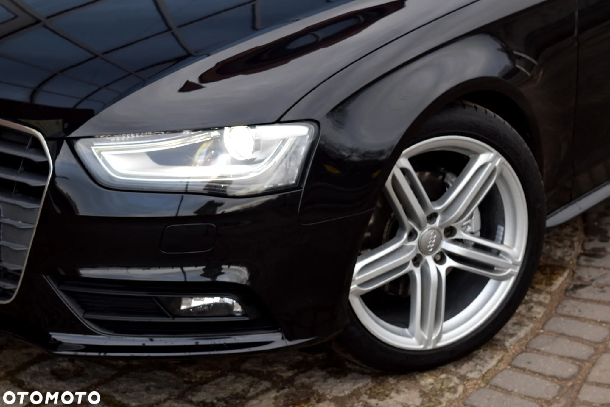 Audi A4 Avant 2.0 TDI DPF quattro S tronic S line Sportpaket - 11