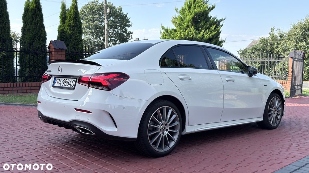 Mercedes-Benz Klasa A 250 e PHEV AMG Line 8G-DCT - 6