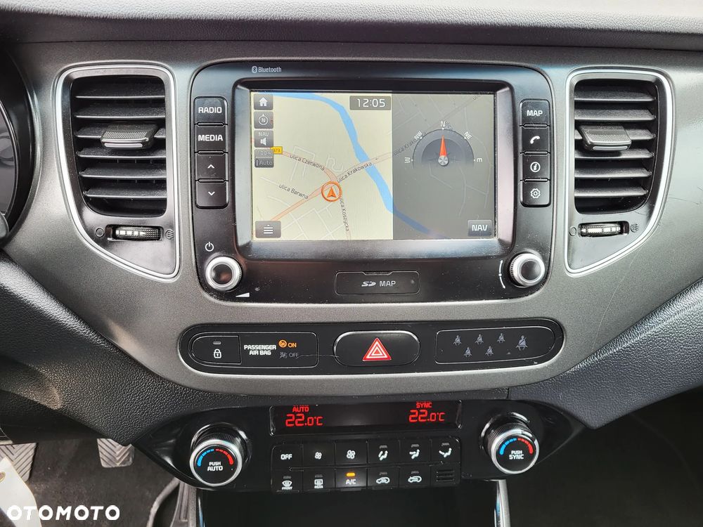 Kia Carens 1.6 GDI UEFA EURO 2016 - 16