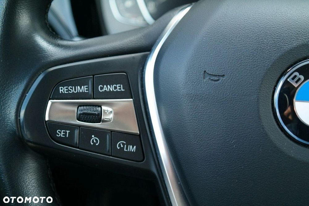 BMW Seria 3 - 22