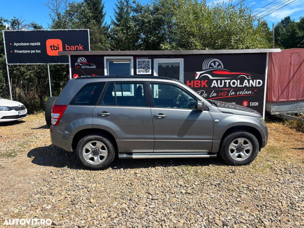 Suzuki Grand Vitara 1.9 DDiS Comfort + DPF Family - 13