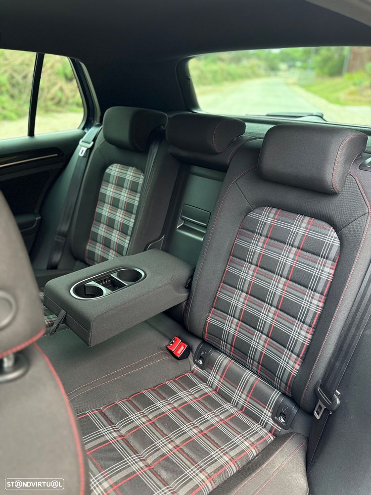 VW Golf GTI BlueMotion DSG - 9