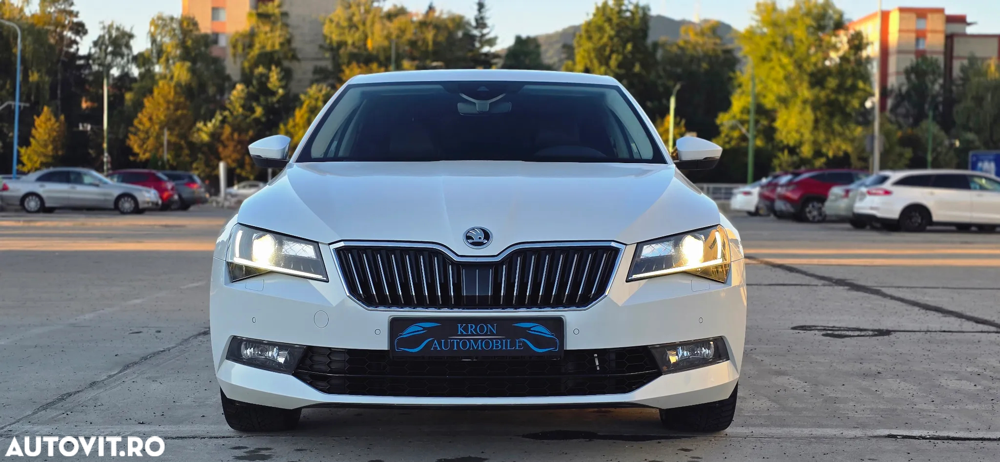 Skoda Superb 2.0 TSI 4X4 DSG Laurin & Klement - 24