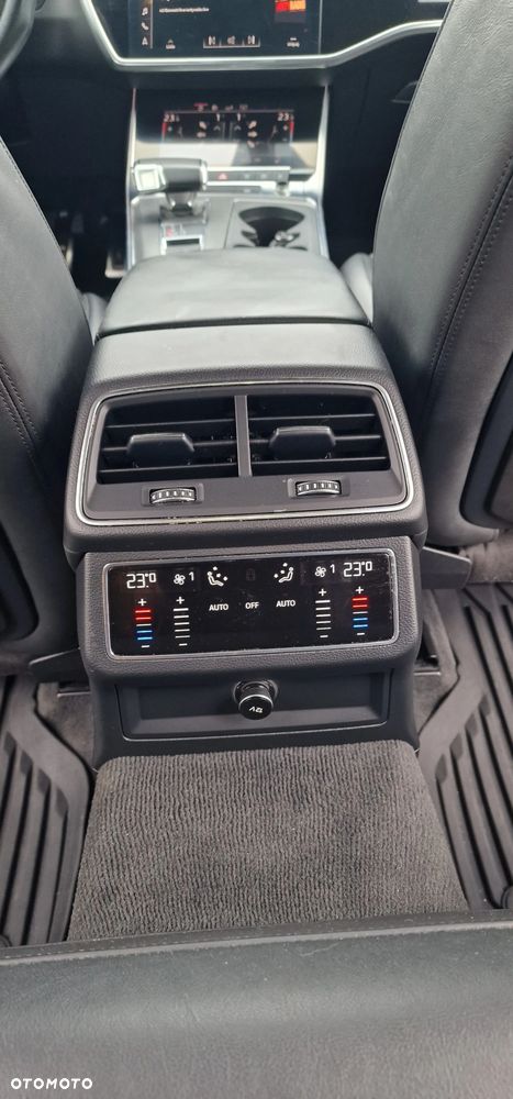 Audi A6 Allroad - 11