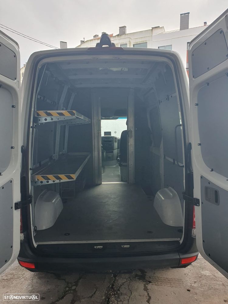 Mercedes-Benz 310 CDI - 10