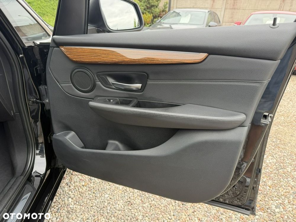 BMW Seria 2 220i Luxury Line - 22