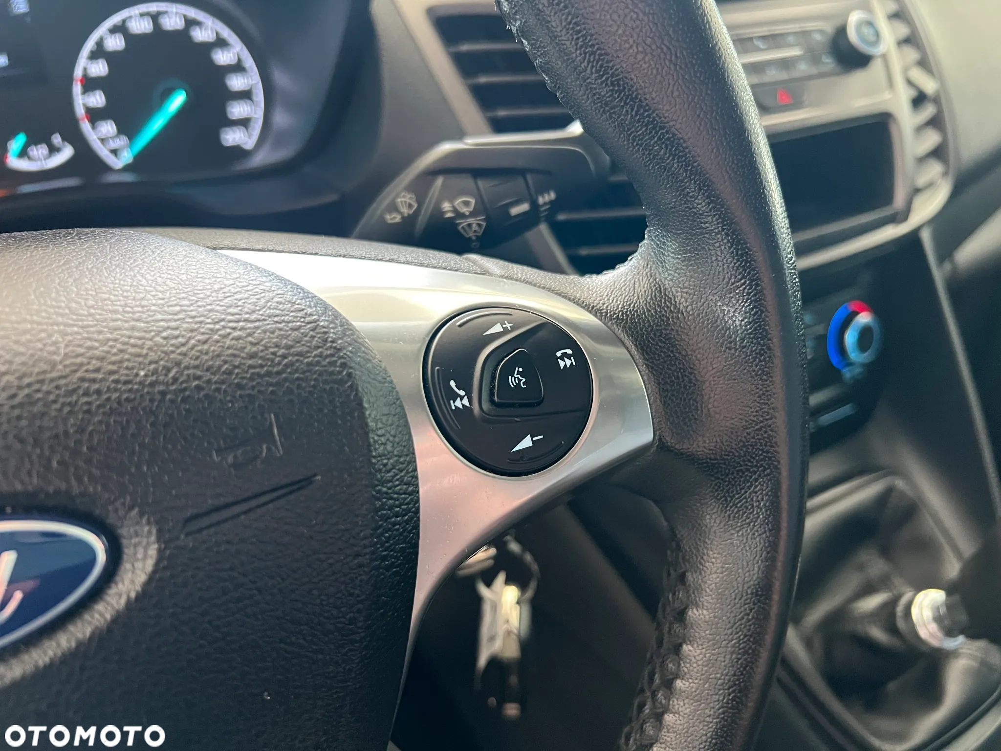 Ford Connect - 26