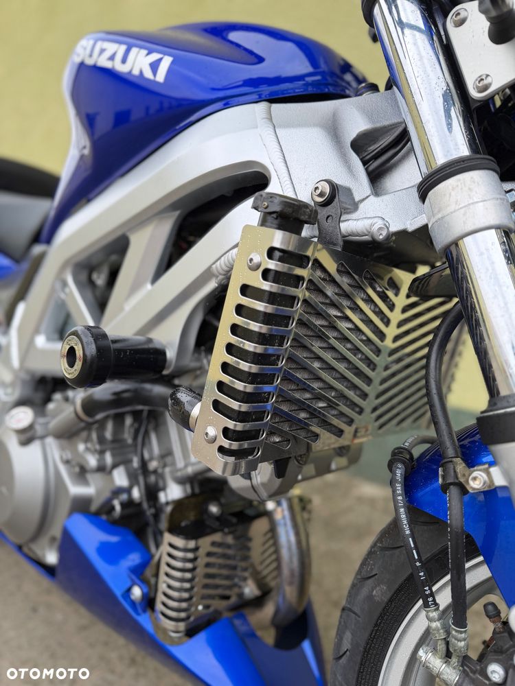 Suzuki SV - 4