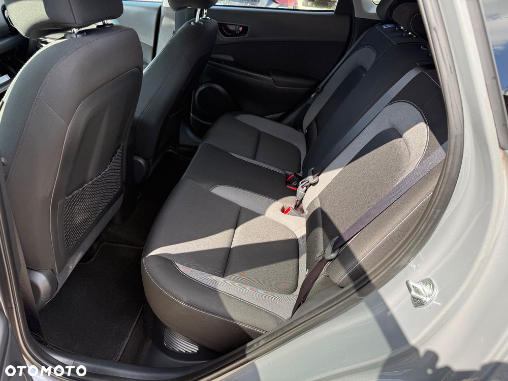 Hyundai Kona - 21