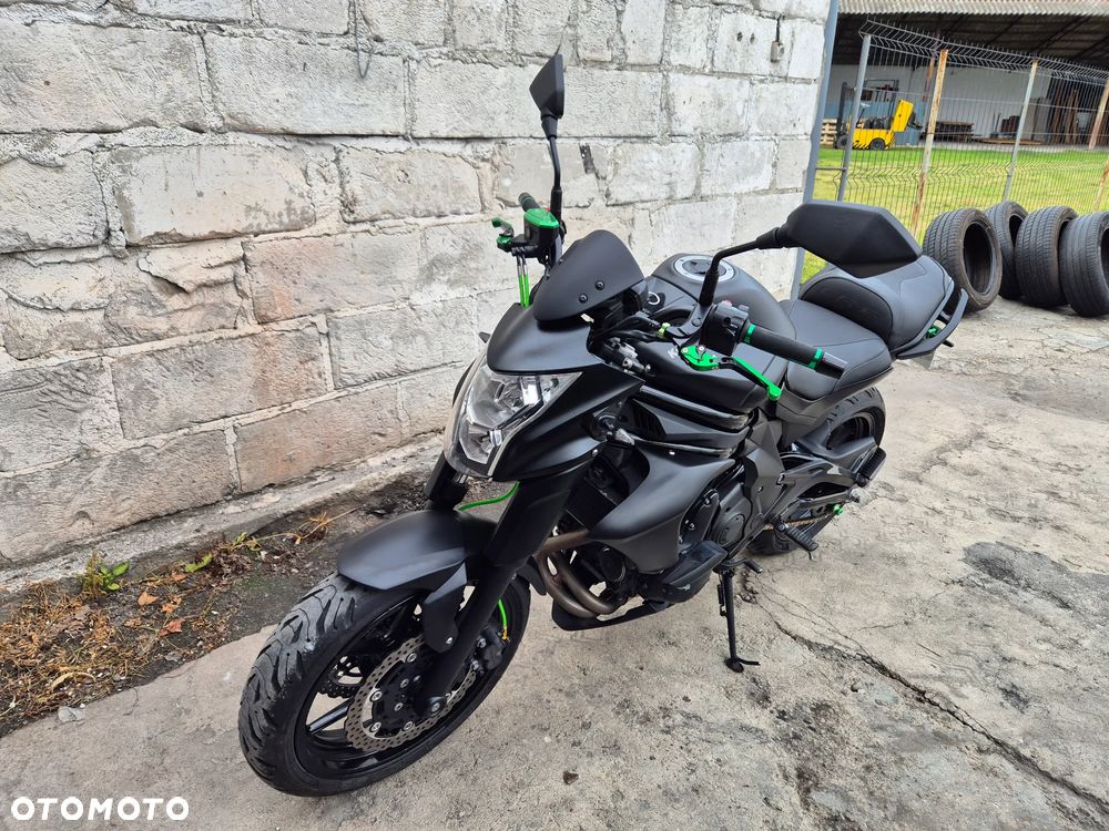Kawasaki ER - 16