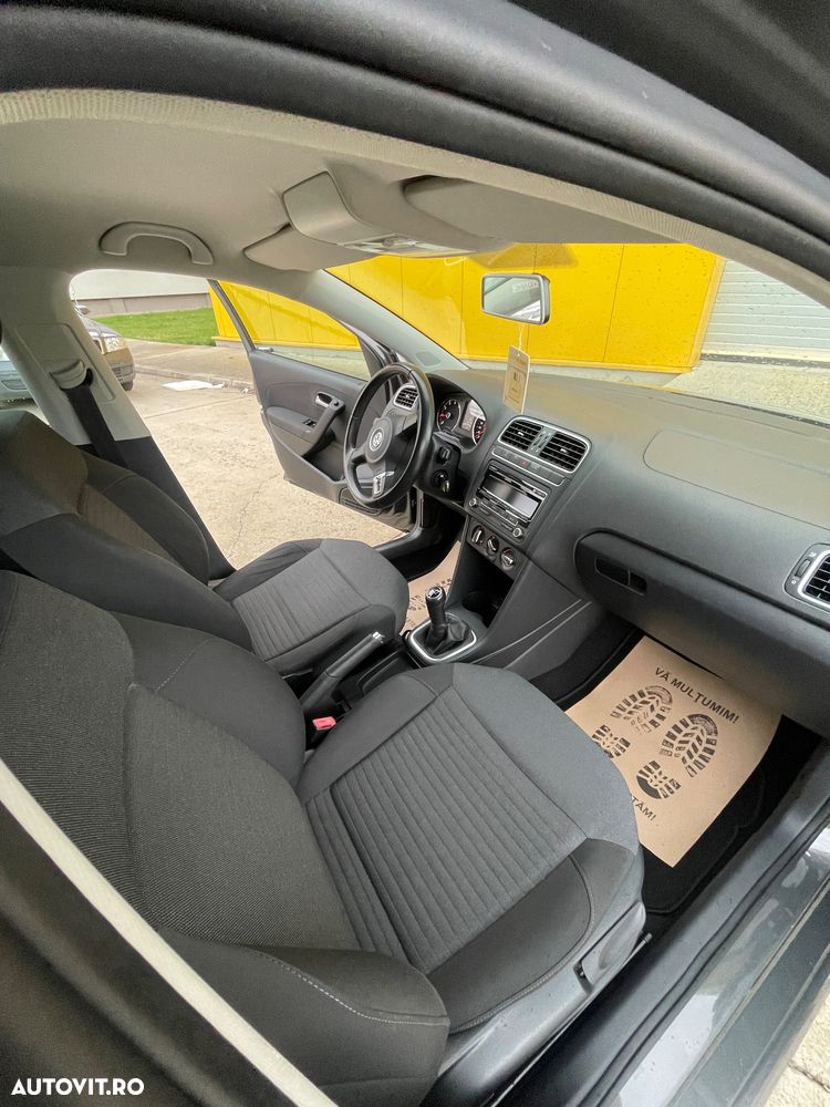 Volkswagen Polo 1.2 Blue Motion Technology Comfortline - 9