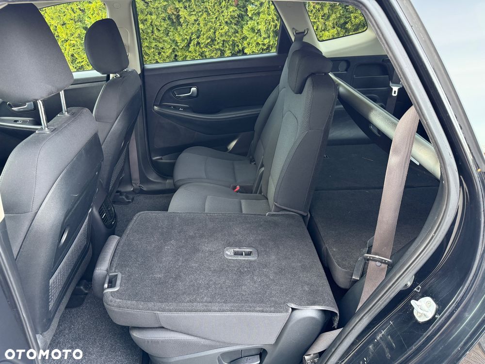 Kia Carens 1.7 CRDi XL 7os - 17