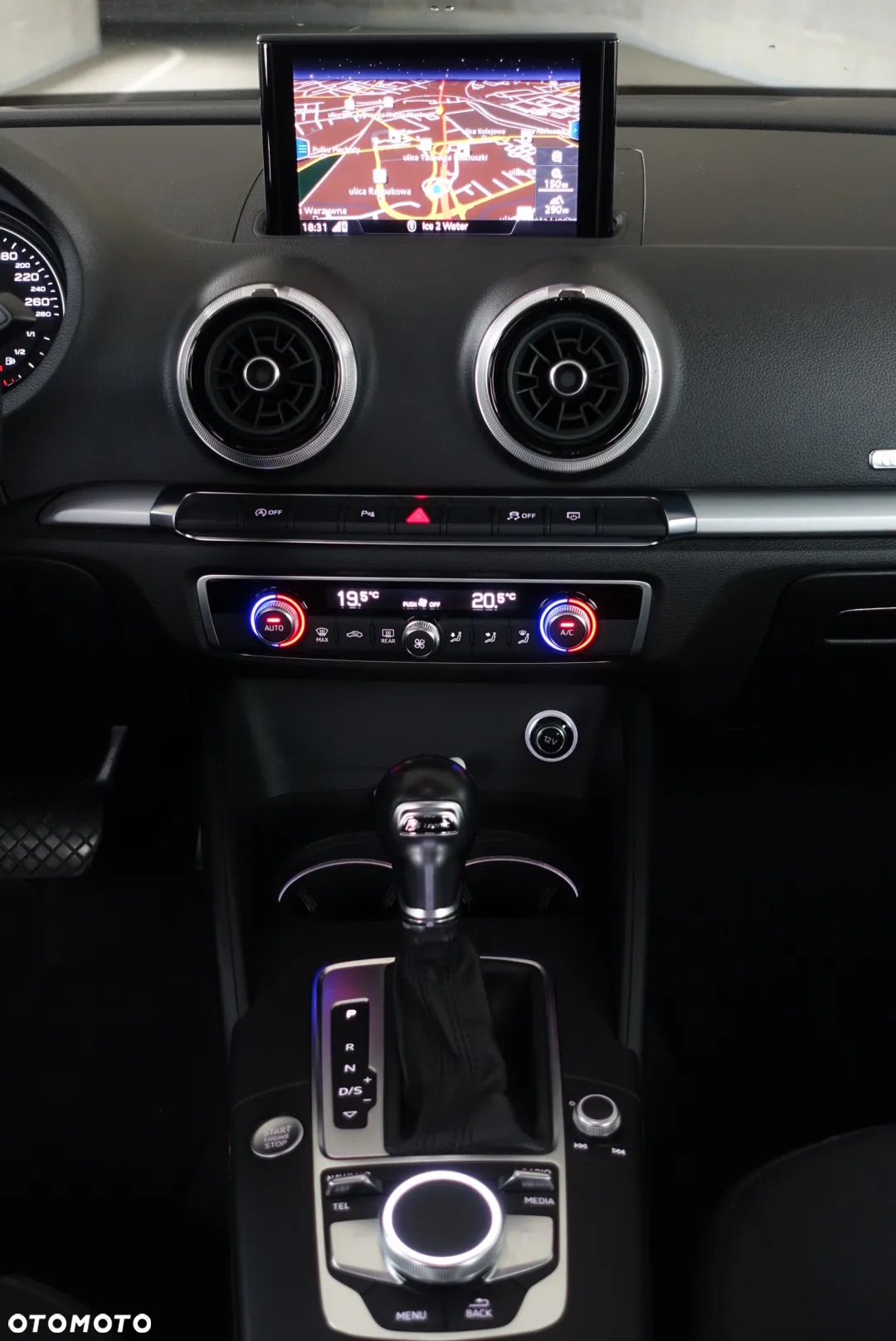 Audi A3 35 TFSI S tronic - 21