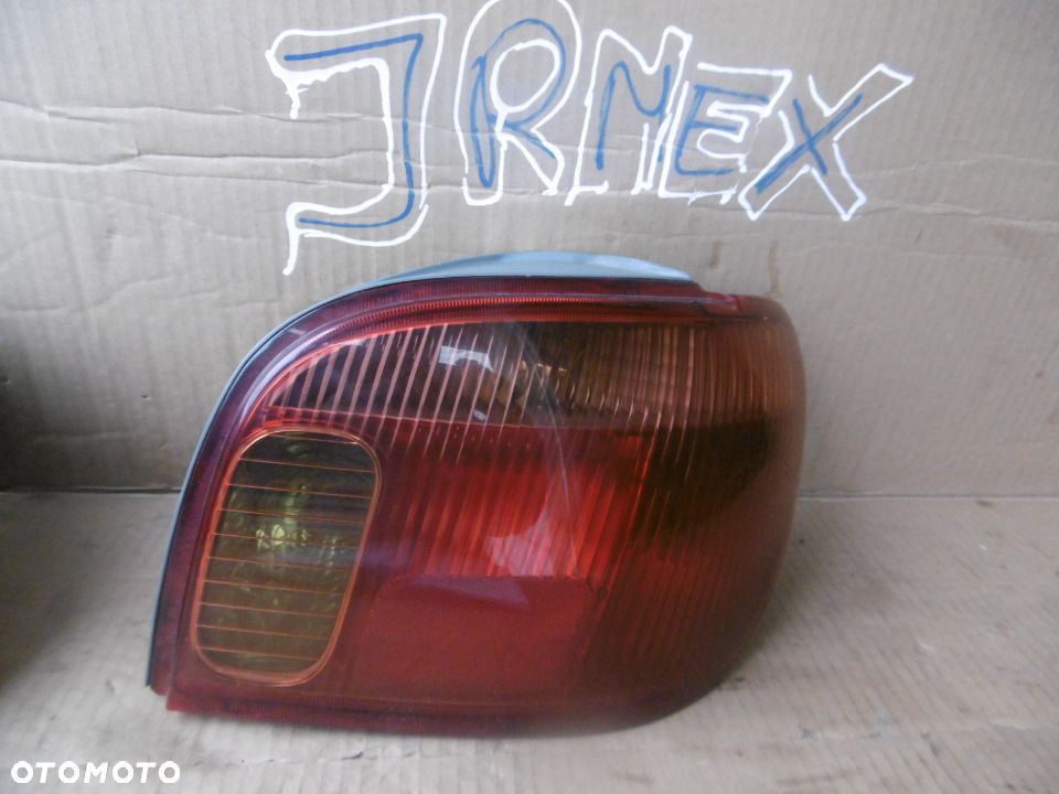 Lampa tył TOYOTA YARIS I LIFT - 2