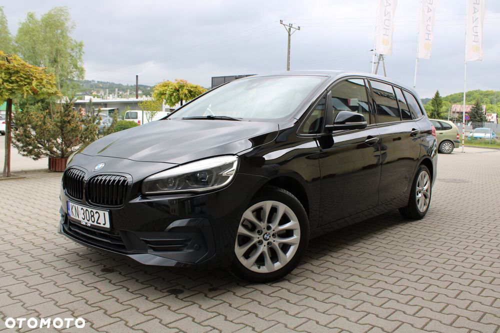 BMW Seria 2 218d xDrive Sport Line - 2