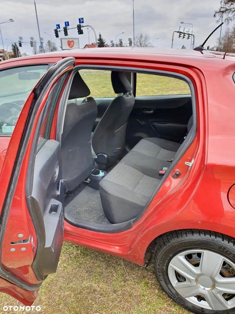Toyota Yaris - 5