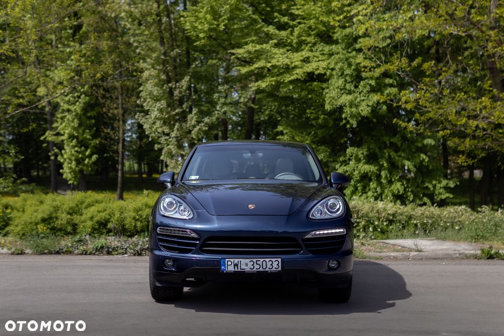 Porsche Cayenne - 2