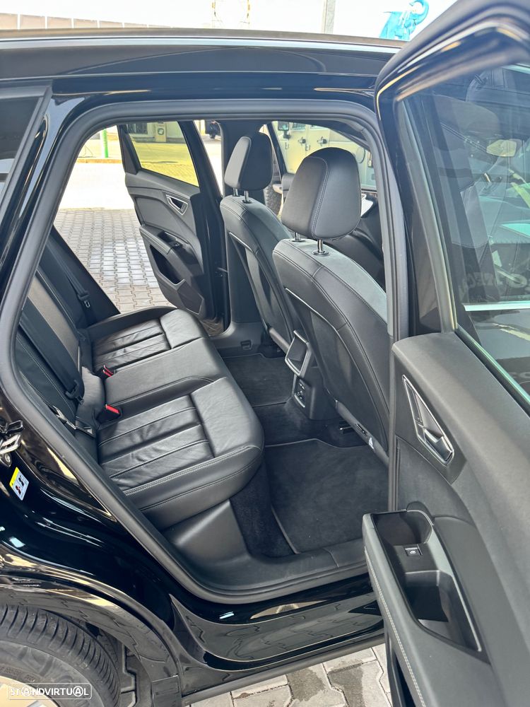 Audi Q4 e-tron - 13