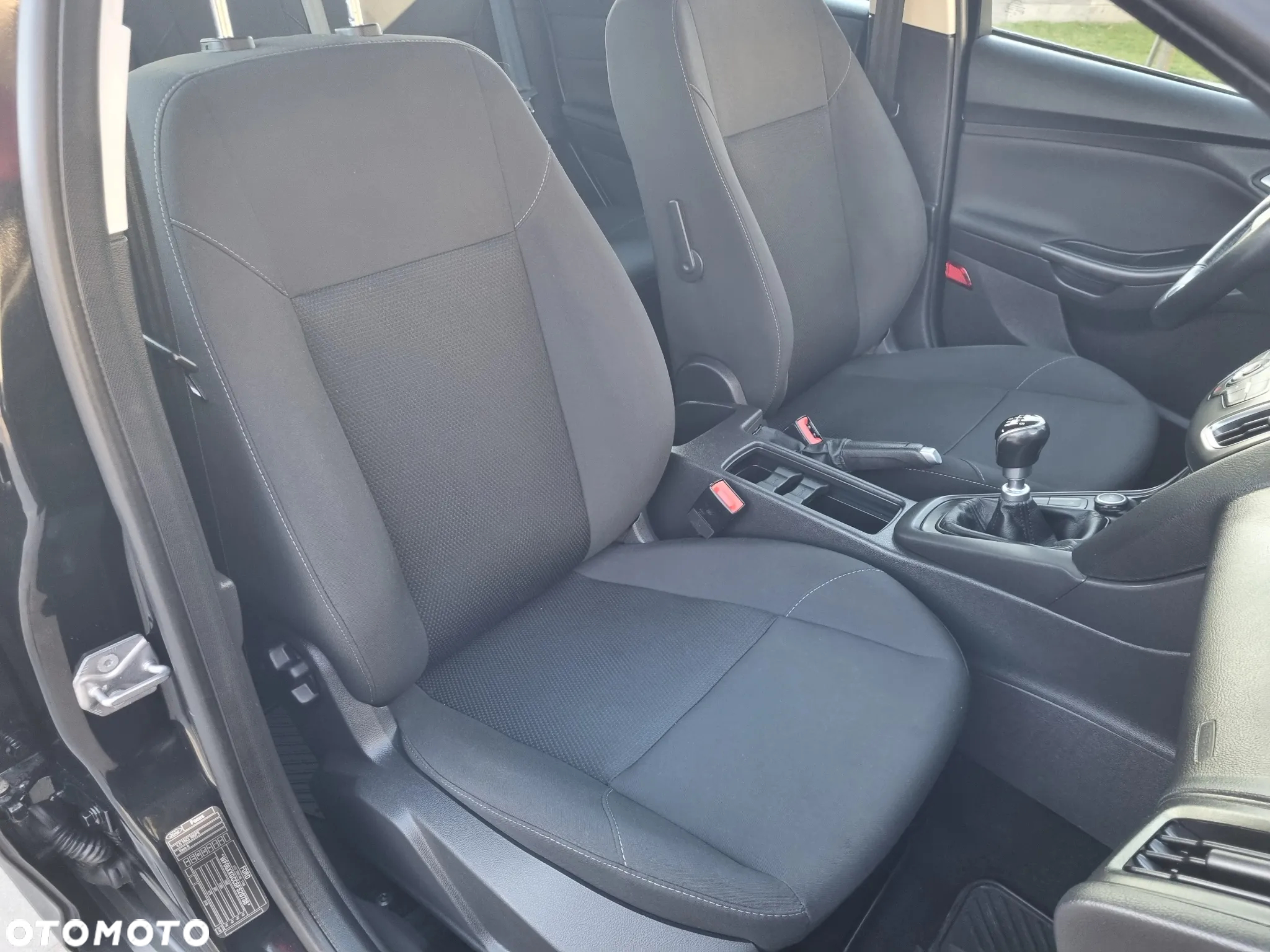 Ford Focus 1.5 EcoBlue Start-Stopp-System COOL&CONNECT - 18