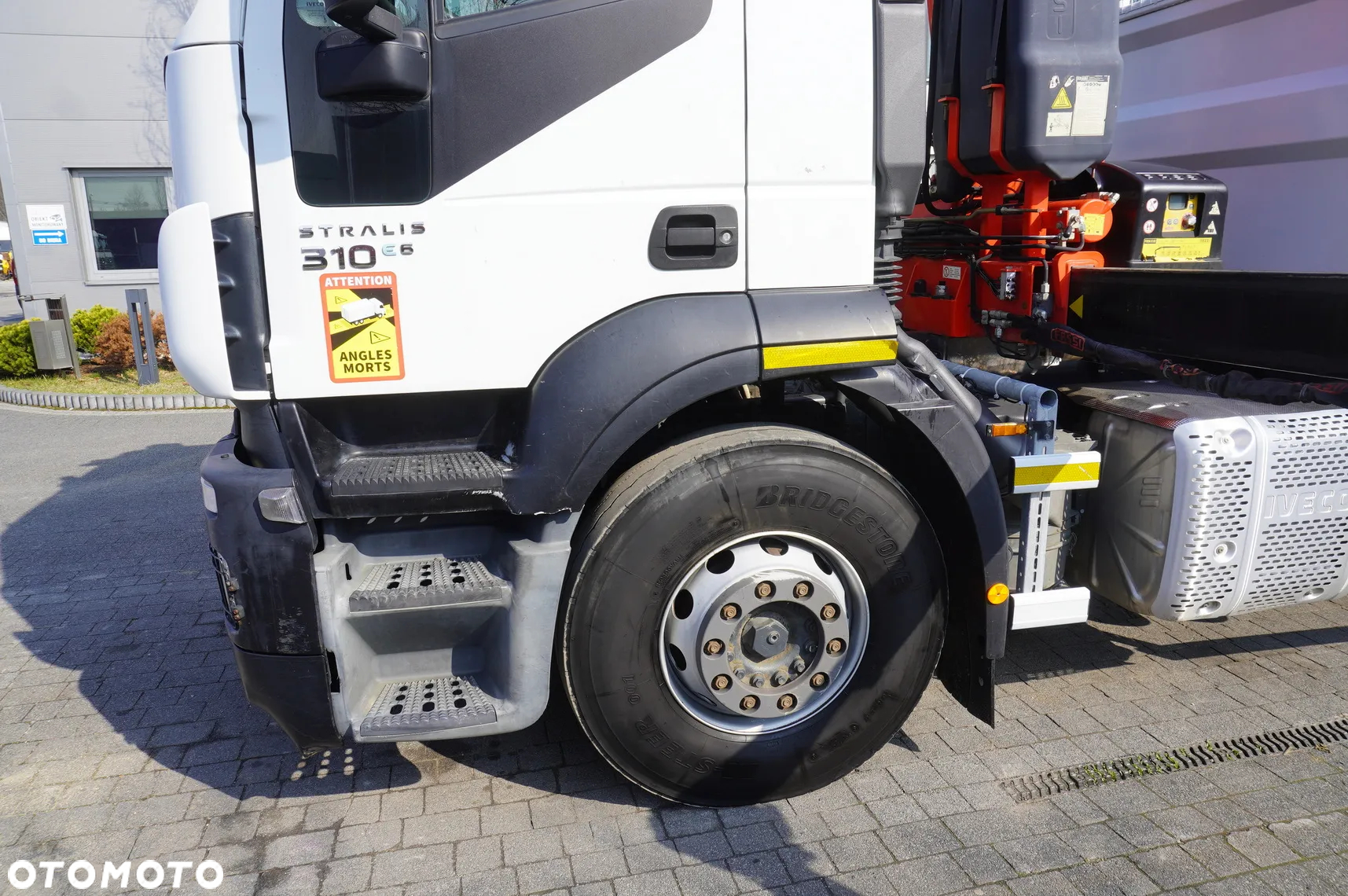 Iveco Stralis 310 E6 / HDS Fassi 155 6.2 t / 250 tys. km - 20