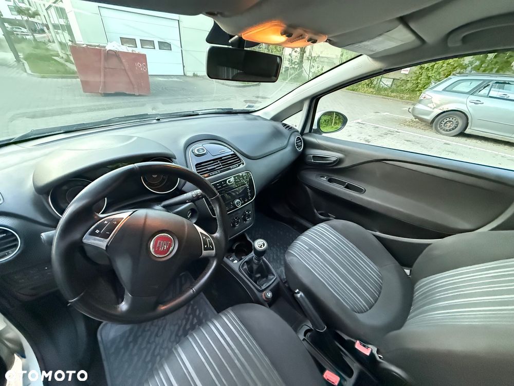Fiat Punto 1.4 Easy S&S - 22
