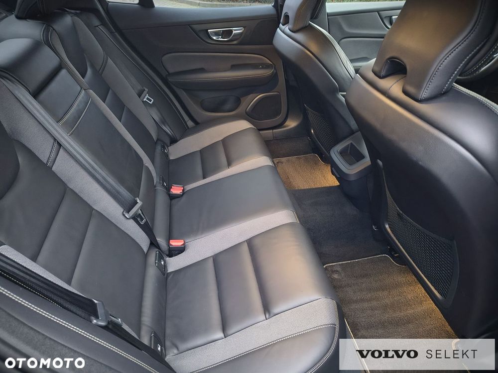 Volvo S60 - 22