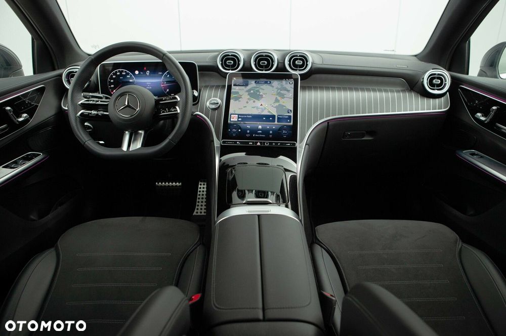 Mercedes-Benz GLC - 25