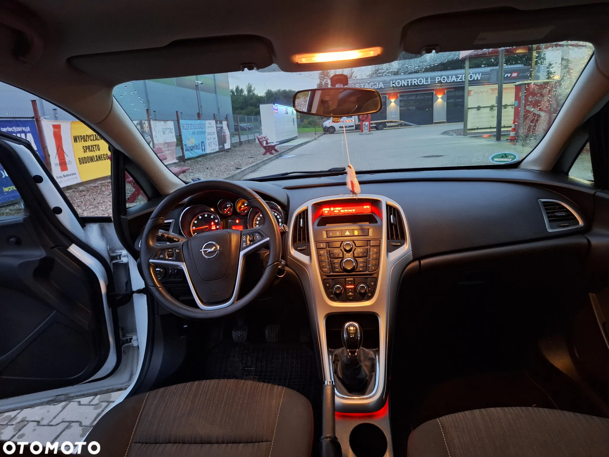Opel Astra III 1.6 - 17