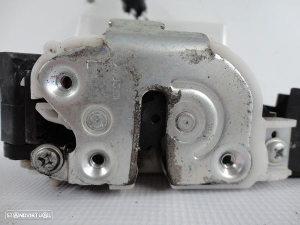 Fecho Da Porta Trás Esq Mitsubishi Colt Vi (Z3_A, Z2_A) - 2