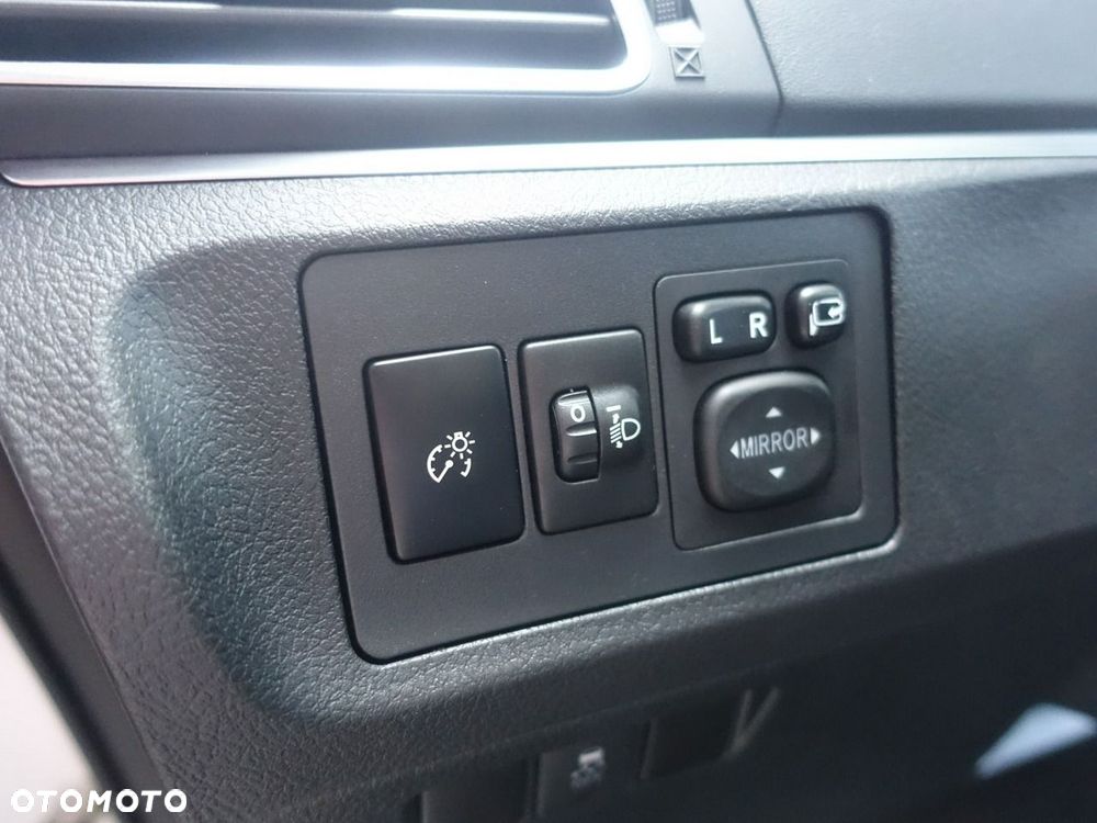 Toyota Verso 1.6 Active - 21