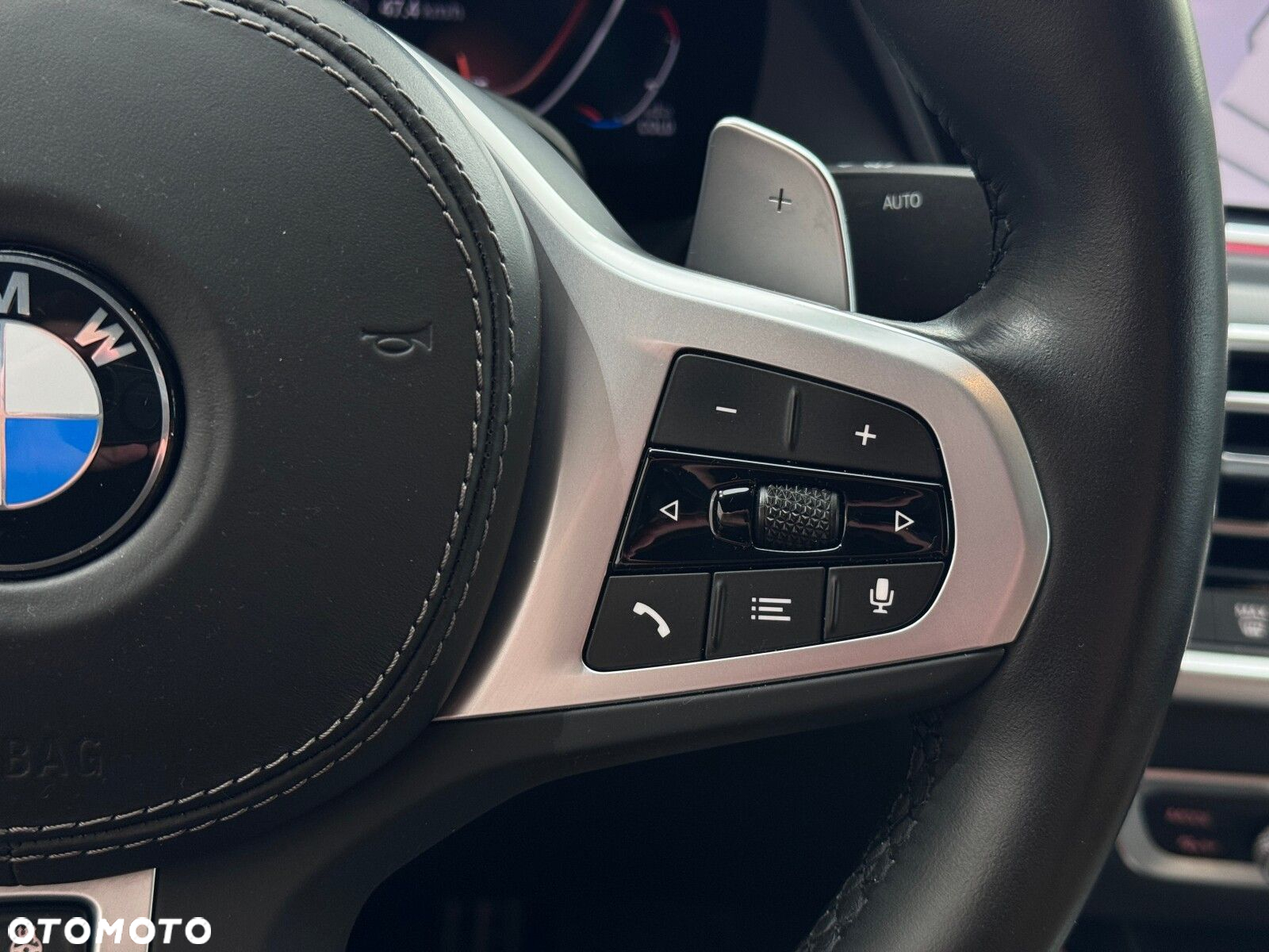 BMW X6 - 24