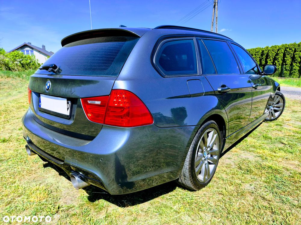 BMW Seria 3 320d DPF Edition Exclusive - 32