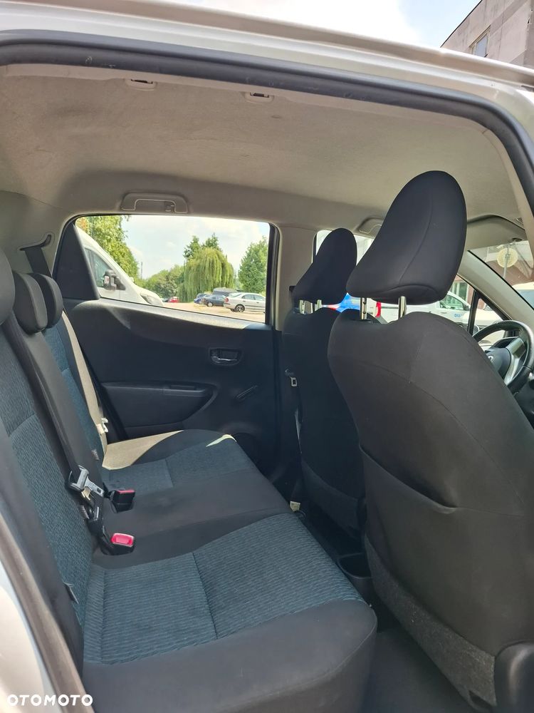 Toyota Yaris - 13