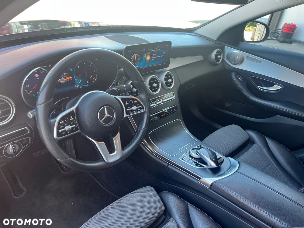 Mercedes-Benz Klasa C 200 d 9G-TRONIC - 17