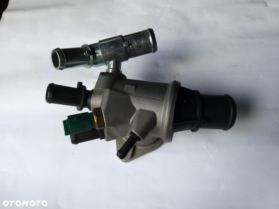 TERMOSTAT 88°C, w obudowie FIAT IDEA; LANCIA MUSA 1.9D 01.04- - 1