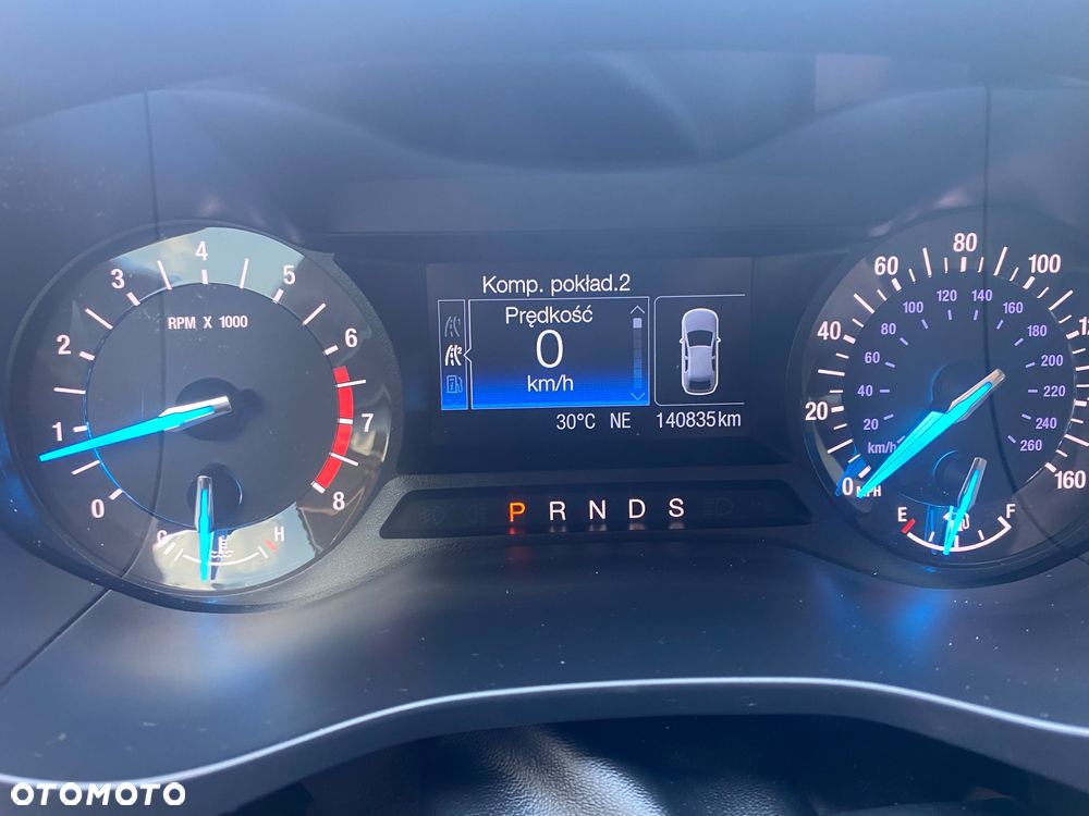 Ford Fusion - 2