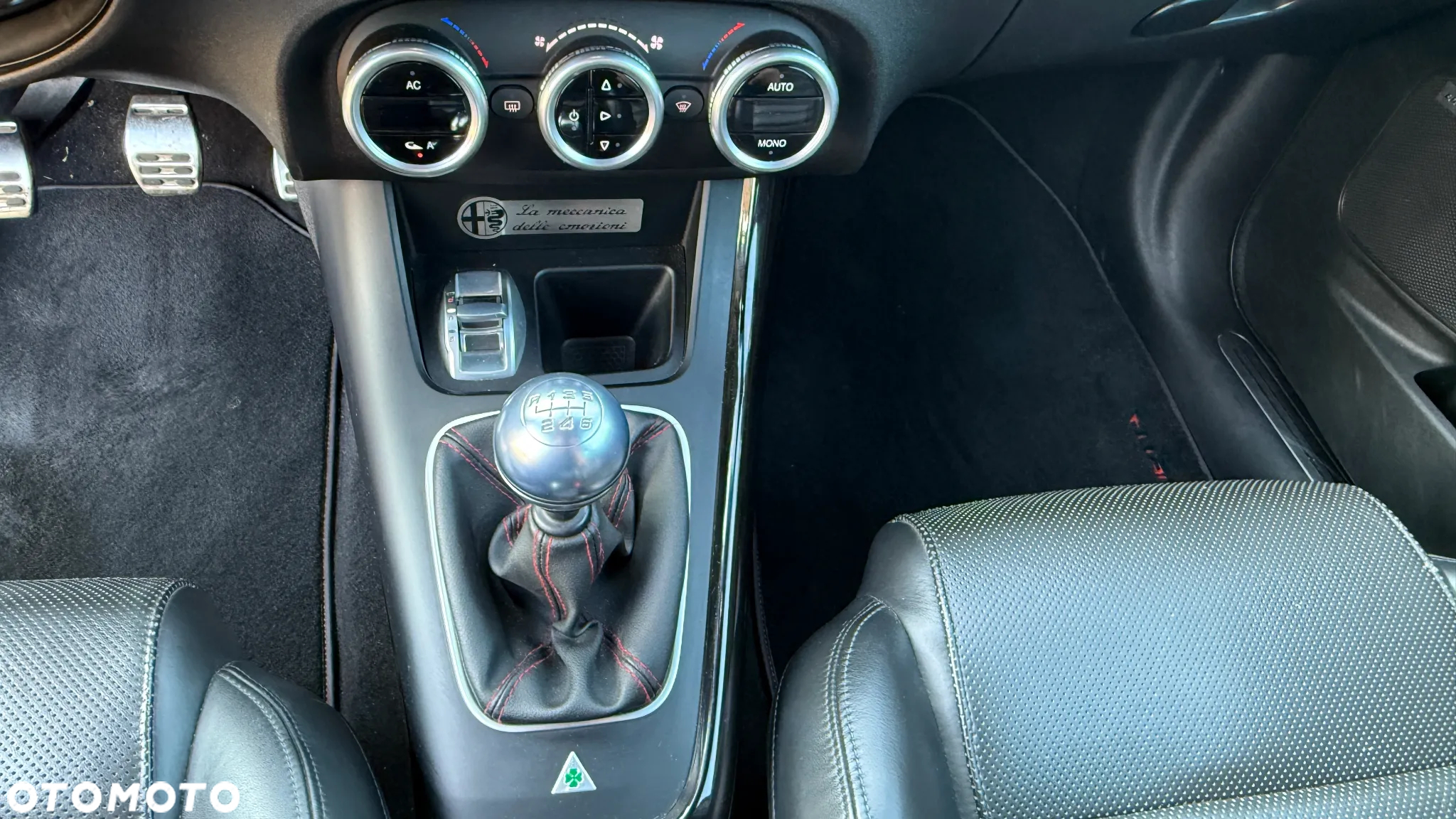Alfa Romeo Giulietta 1750 TBi Quadrifoglio Verde - 18