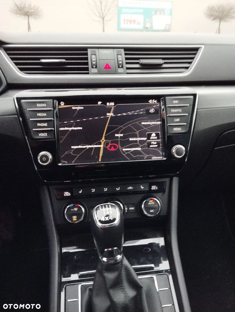 Skoda Superb 1.4 TSI 4x4 ACT Ambition - 17