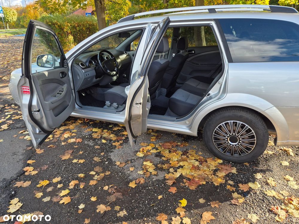 Chevrolet Nubira - 11