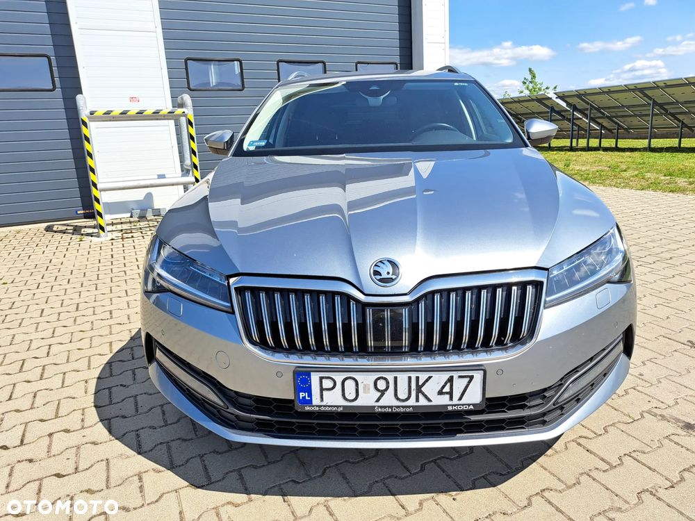 Skoda Superb 2.0 TDI SCR Ambition DSG - 2